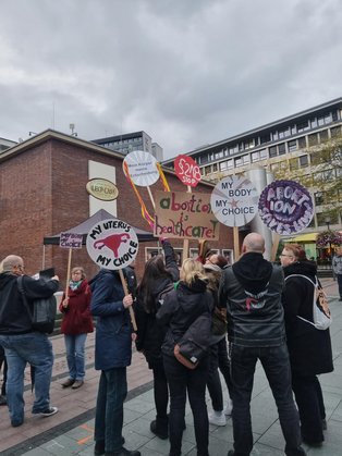 Kundgebung zum Safe Abortion Day